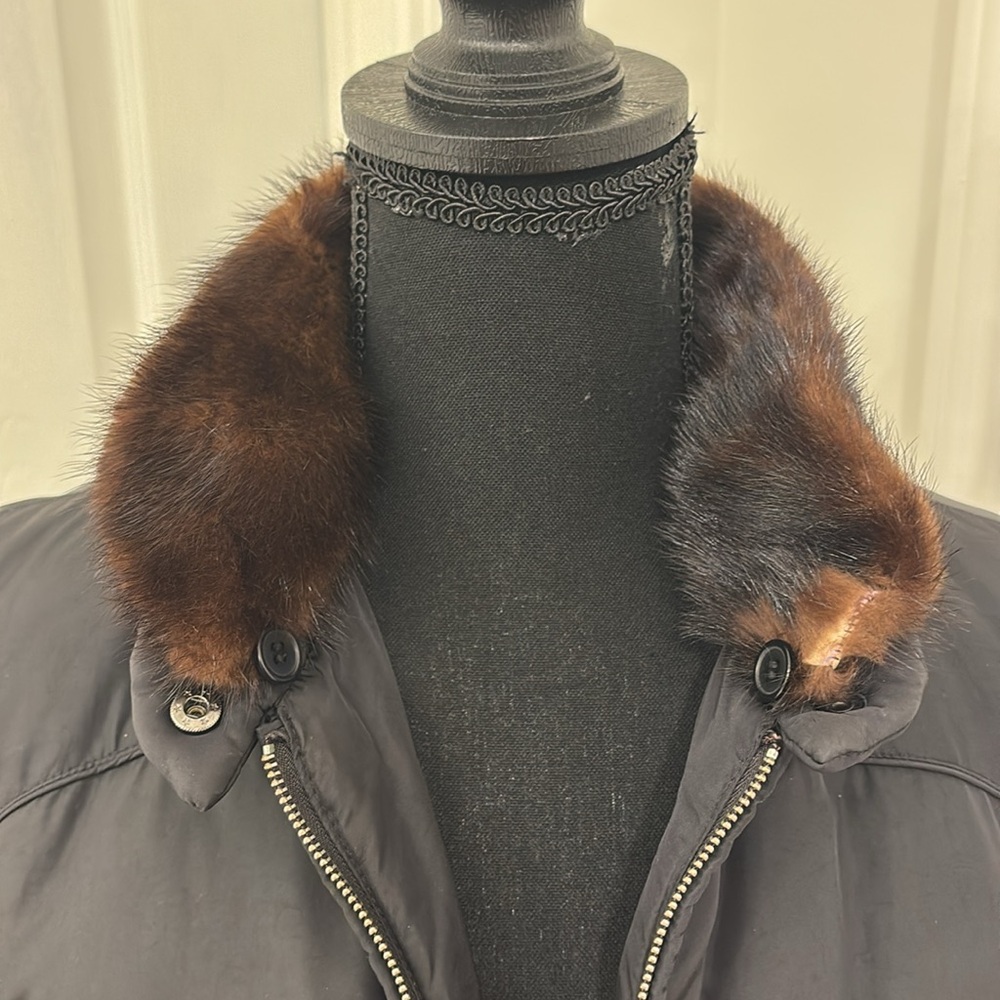 MaxMara Weekend Black Puffer Winter Coat Jacket with Fur Trim Women’s size 6 - Picture 4 of 12